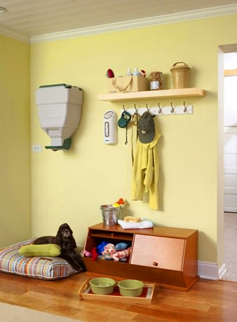 Ideias de cantinho pet: caminha e comedouro no móvel