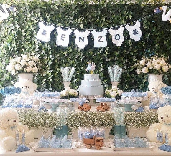 decoração chá de bebê masculino simples vs elaborado
