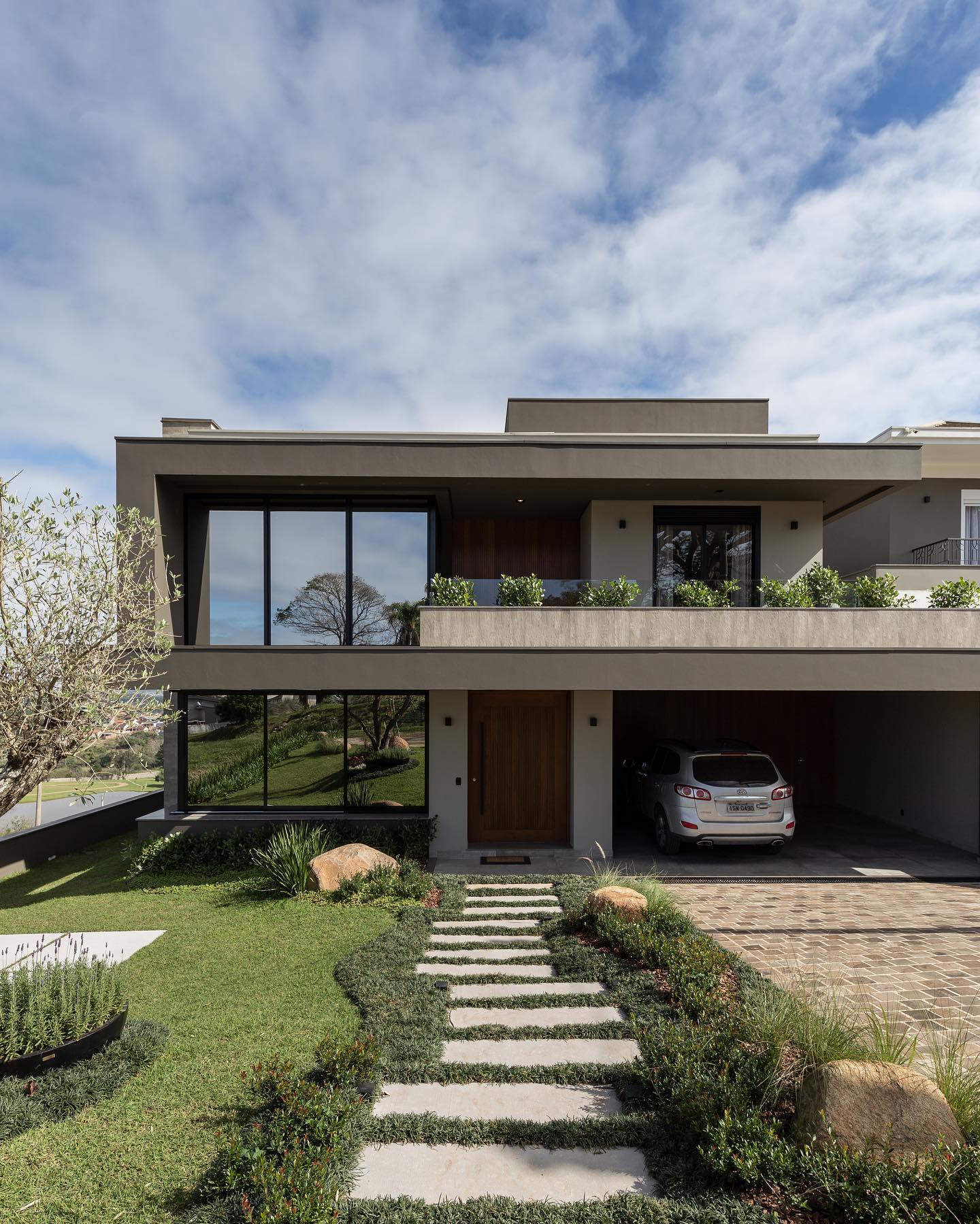 manutenção de platibanda com rufo