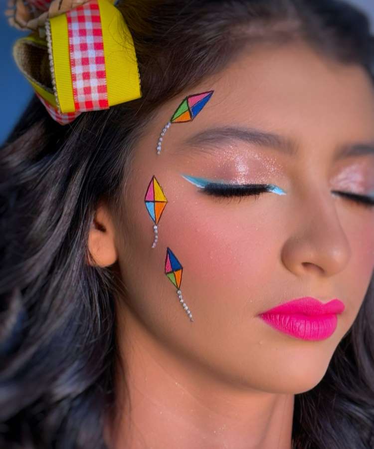 Maquiagem Festa Junina com pedrarias