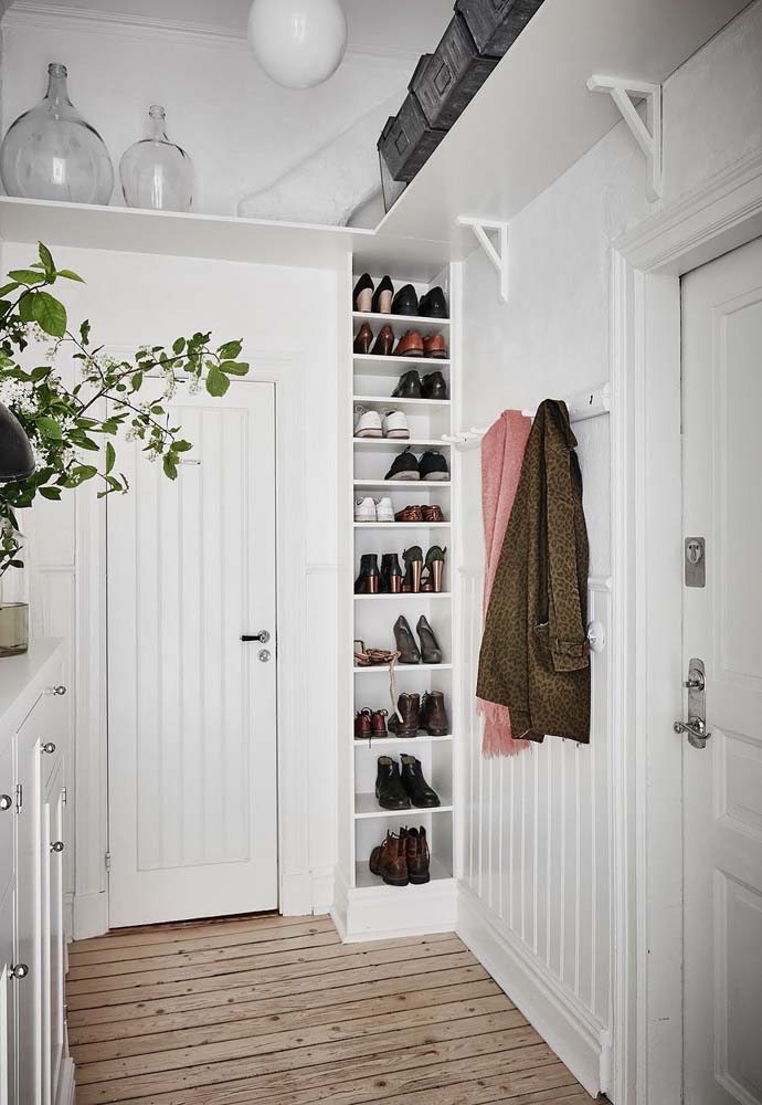 Ideias de sapateiras criativas para hall de entrada