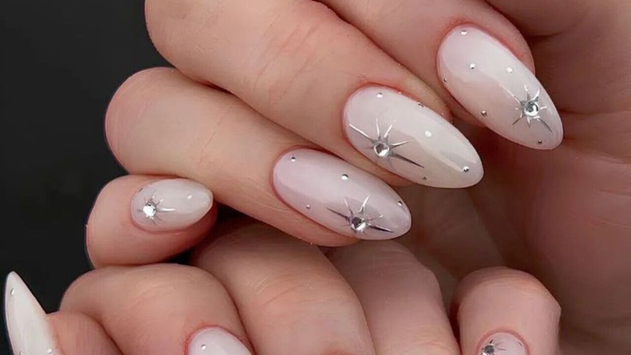 unhas brancas ano novo