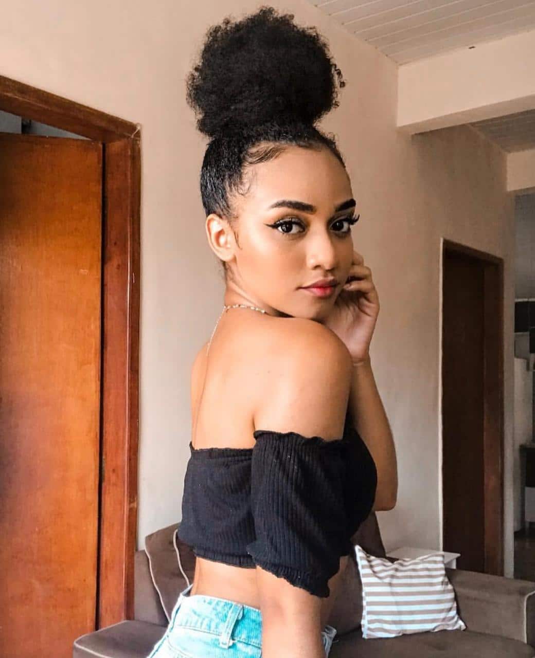 penteados para cabelos curtos bob com trança lateral