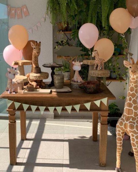 como economizar decoração mesa aniversário infantil