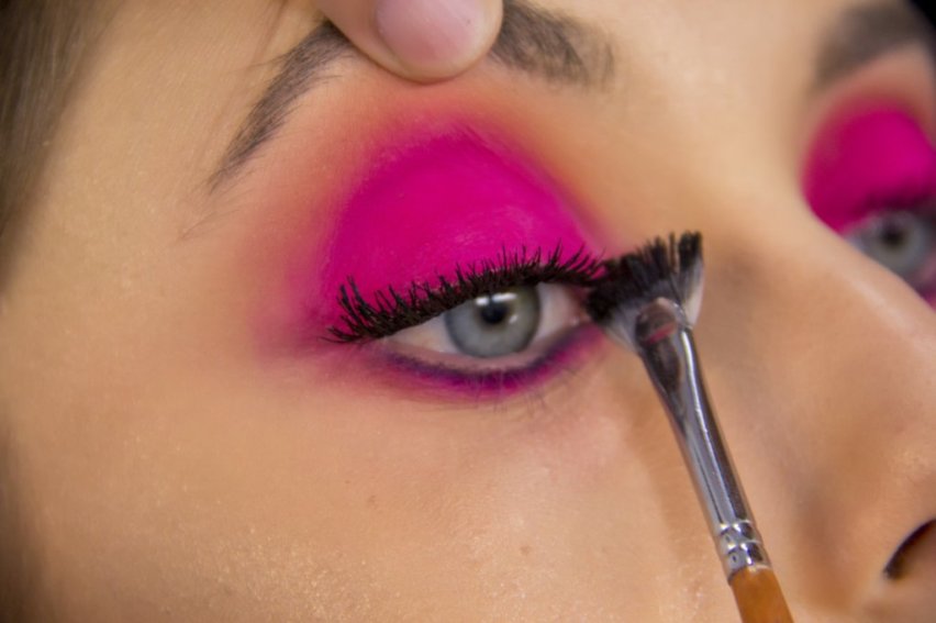 Maquiagem rosa editorial