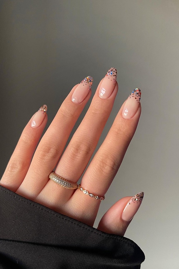nail art minimalista