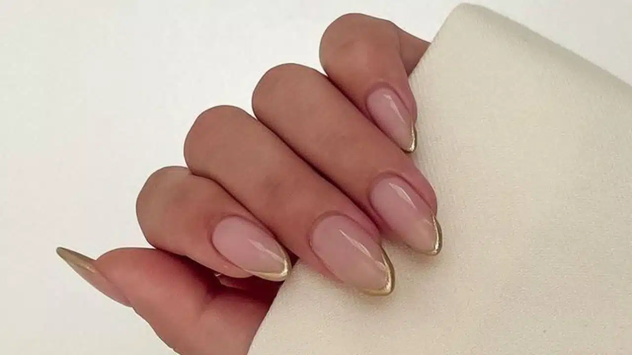 unhas naturais elegantes