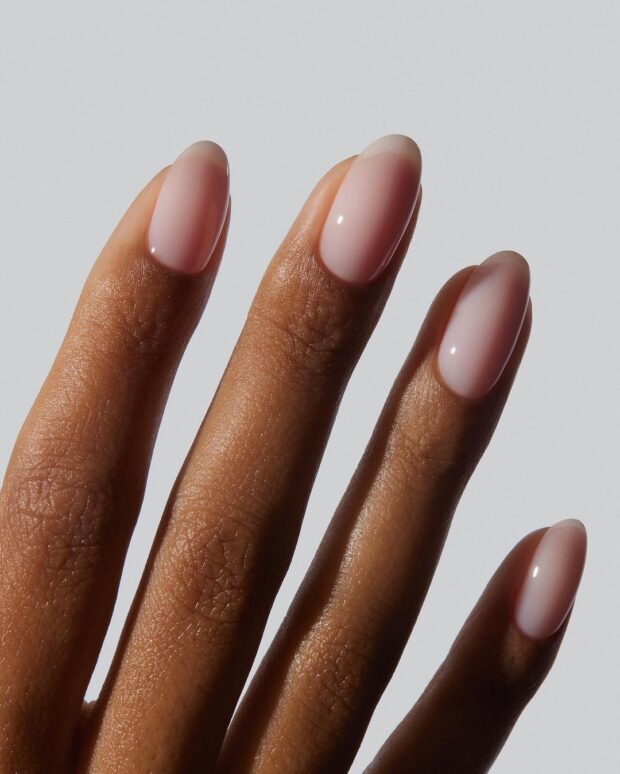 erros comuns ao aplicar unhas postiças
