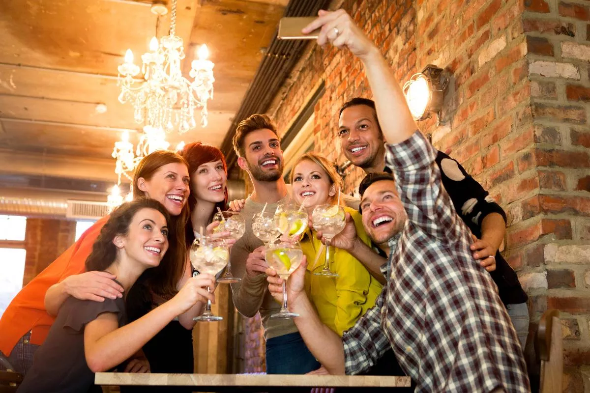 erros ao escolher roupa para barzinho