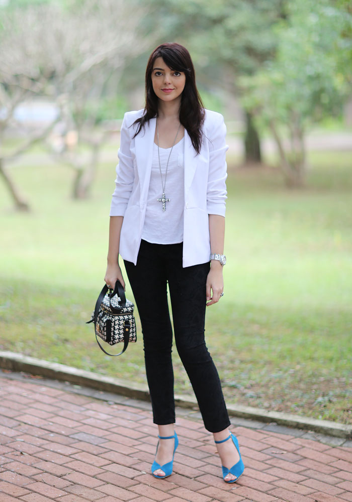 blazer branco feminino com calça jeans