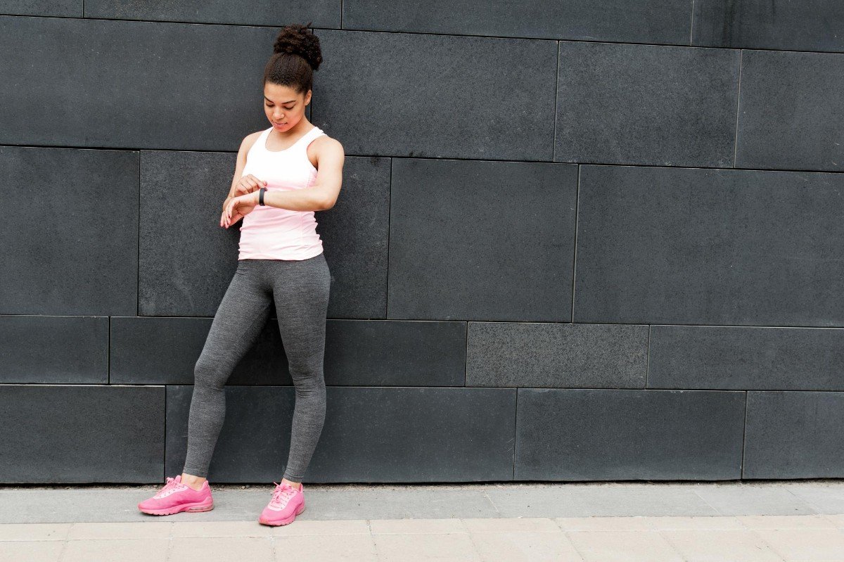 legging preta versus legging colorida qual escolher
