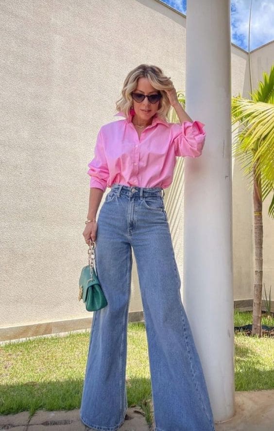 looks com calça jeans pantalona para trabalhar
