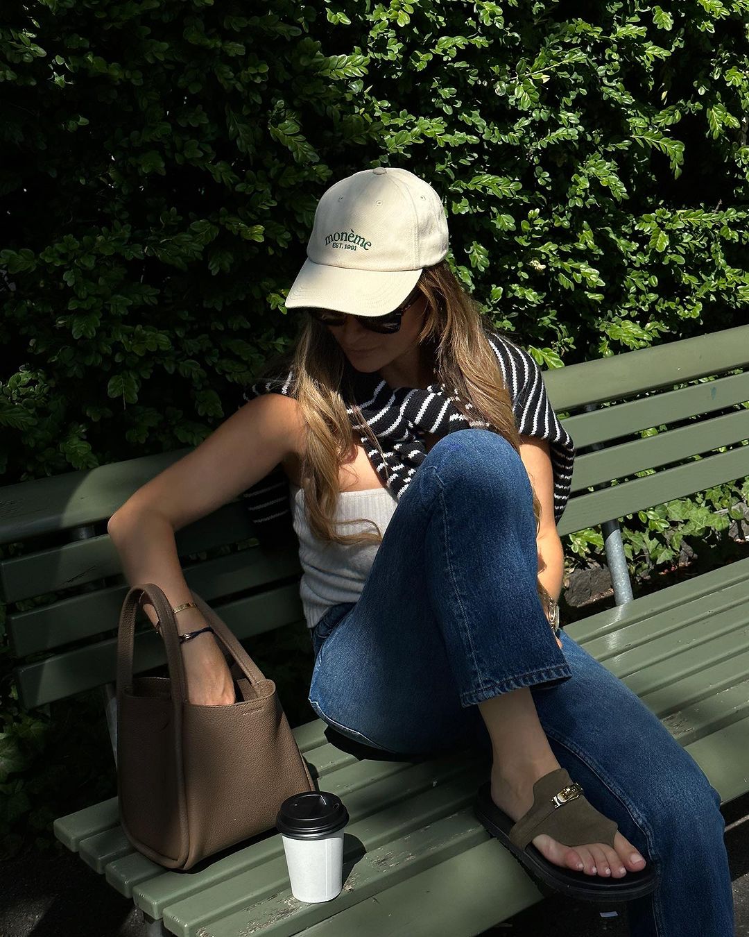 bone bege vs bone preto qual escolher