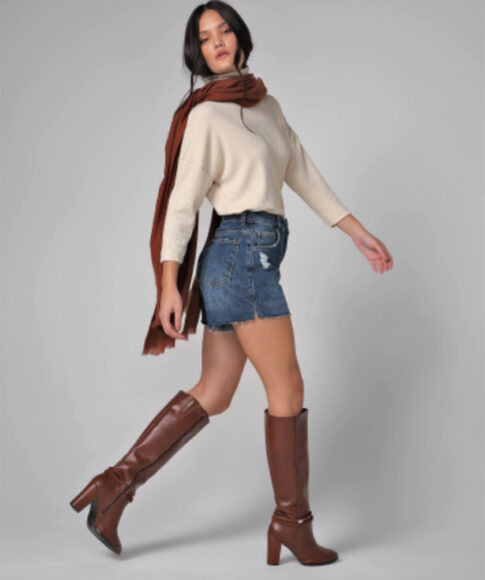 looks com bota de cano alto e calça jeans