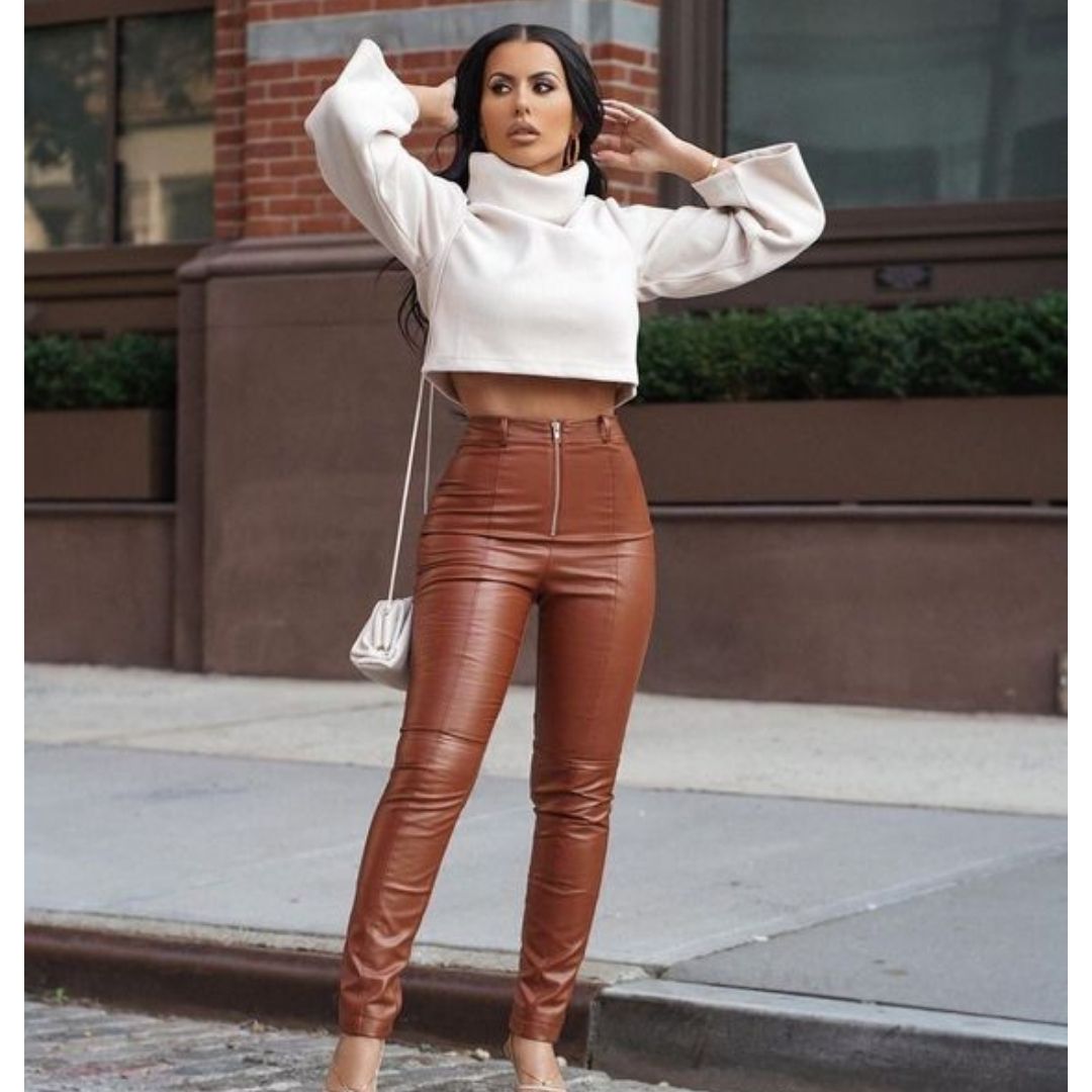 look com calça de couro pantaloona