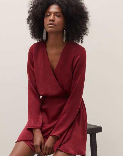 quanto custa um look esporte fino feminino completo