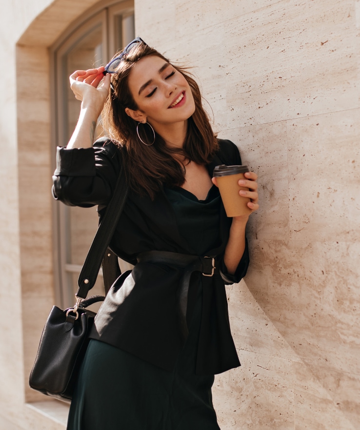 look moderno feminino vs look clássico feminino