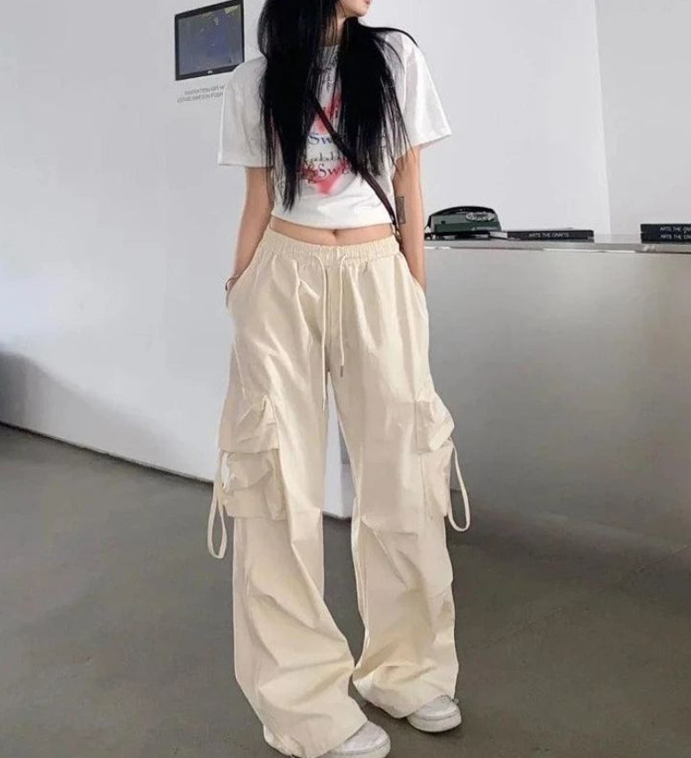 inspiração looks calça cargo feminina 2025