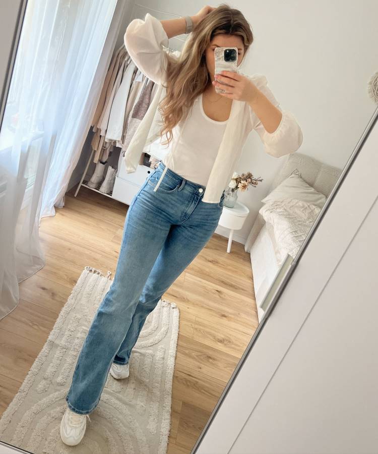 como não errar ao usar calça jeans clara