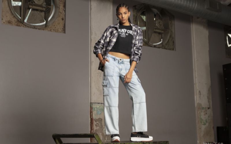 looks com calça wide leg alfaiataria