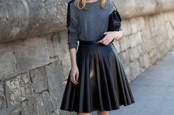 looks com saia de couro longa