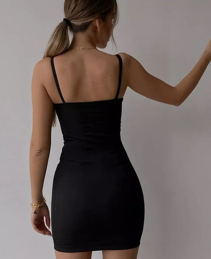 Guia Completo de Acessórios para Vestido Preto de Festa