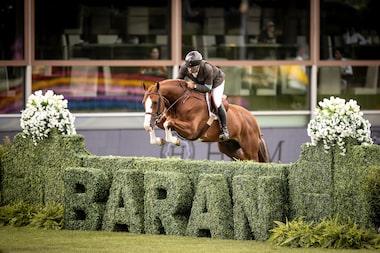 Looks para assistir corrida de cavalos ou polo