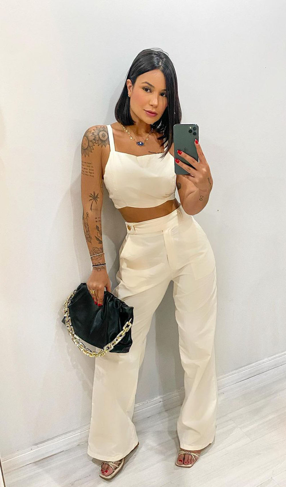 Looks all black: como criar um visual impactante com texturas