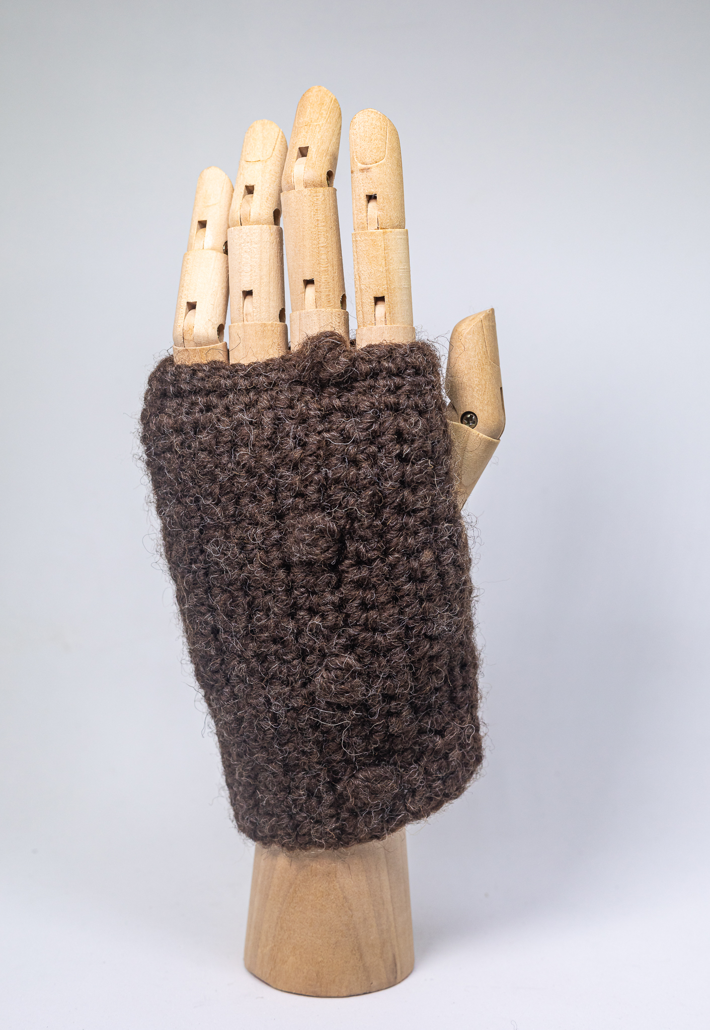 Luvas de Patinhas de Crochê: O Acessório Divertido que Virou Febre