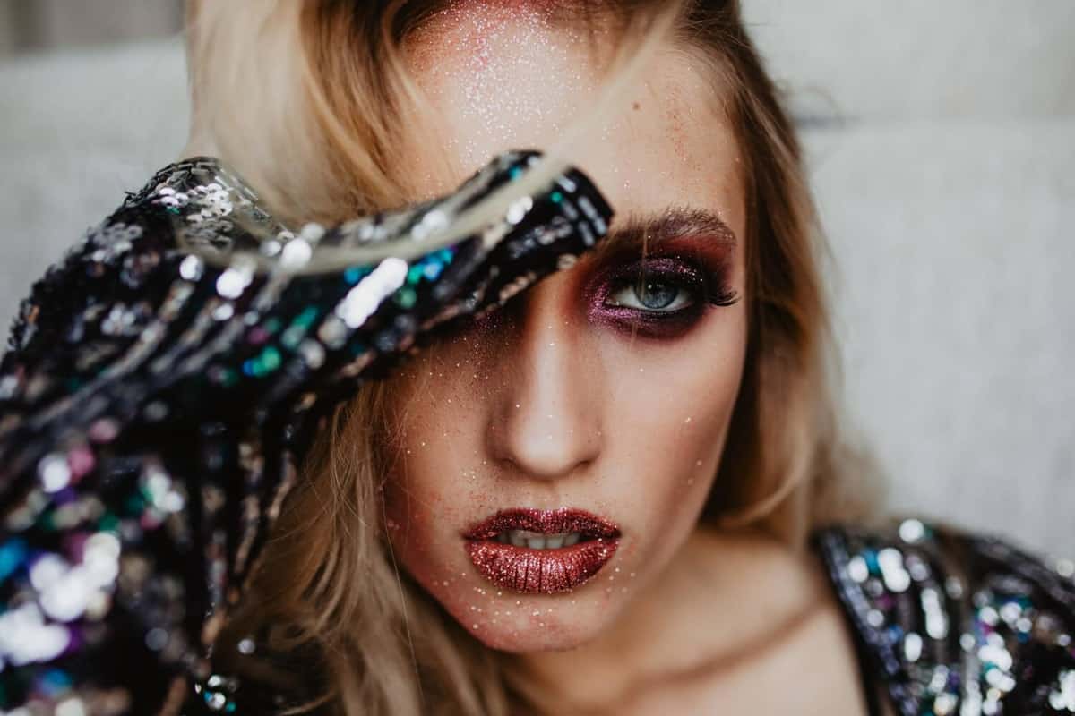 maquiagem anos 80 rock