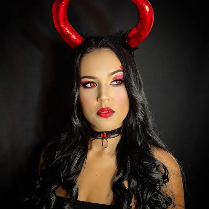 Maquiagem diabinha artística