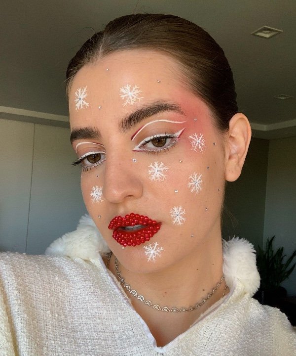 quanto custa fazer uma maquiagem engraçada profissional