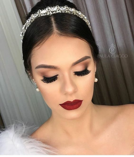 erros ao usar batom vermelho no casamento