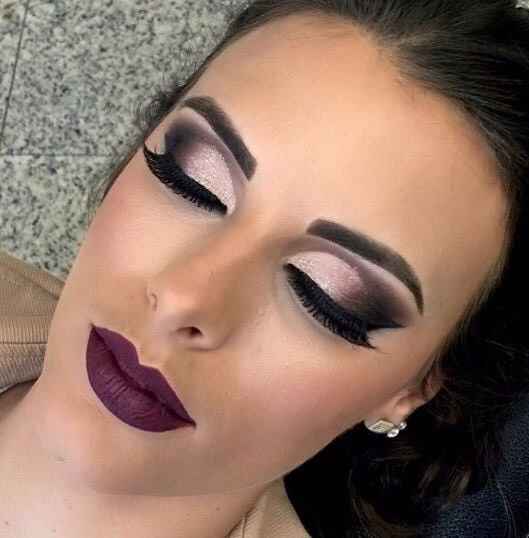 maquiagem para madrinha de casamento vestido azul royal