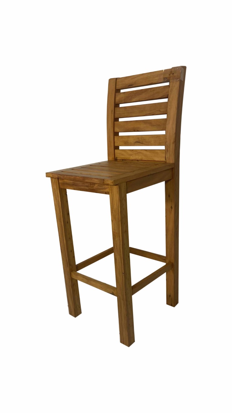 Banqueta de madeira maciça vs. demolição: Qual a melhor escolha?