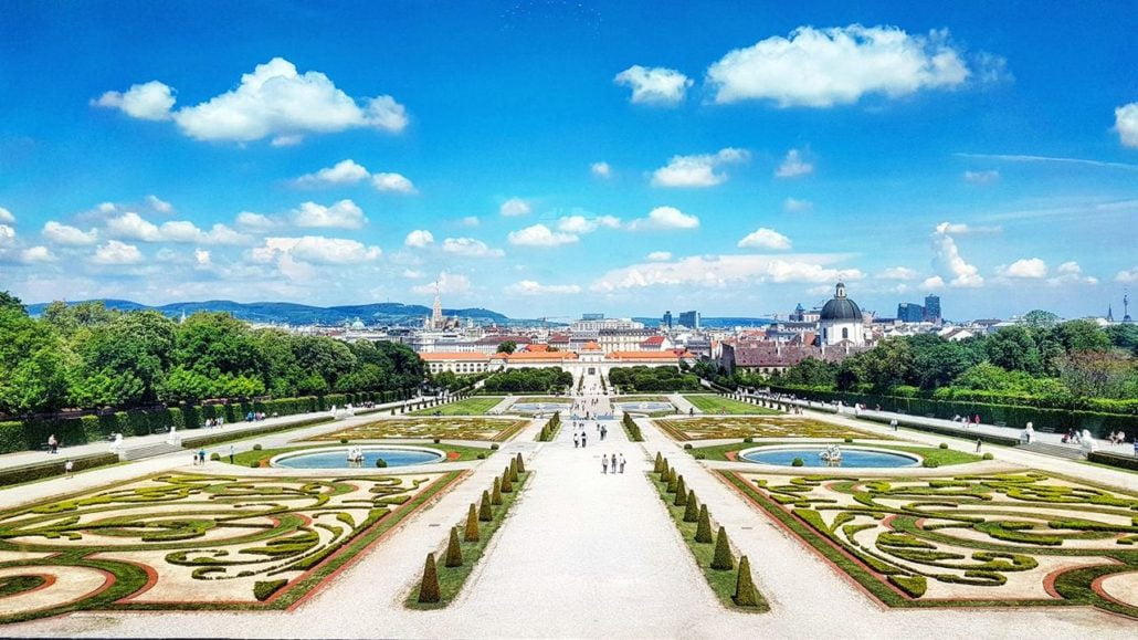 Guia Completo ETIAS e EES: O que Mulheres Precisam Saber para Viajar à Europa em 2026