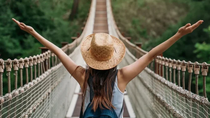 Dicas essenciais de segurança para mulheres que viajam solo em SP