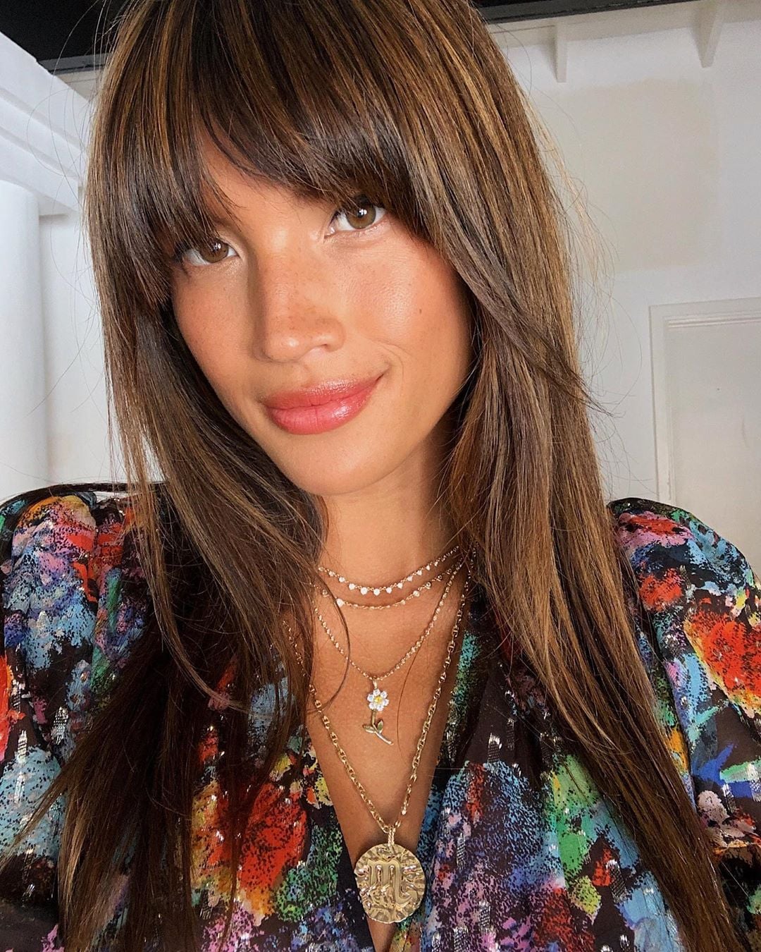 corte borboleta com franja para cabelo liso longo