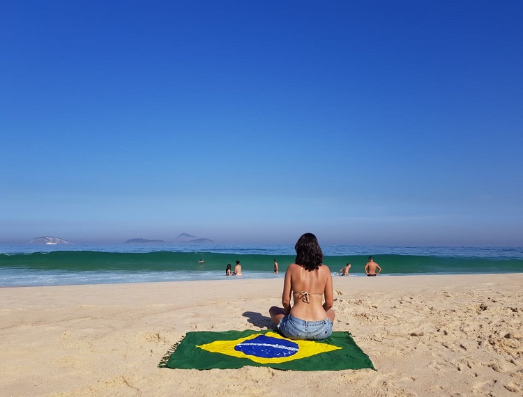 roteiros femininos internacionais seguros