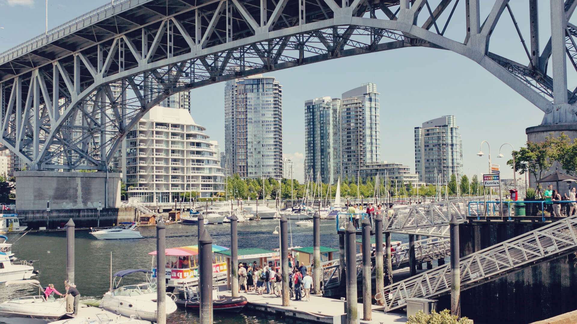 Melhores destinos para mulheres que amam arquitetura moderna