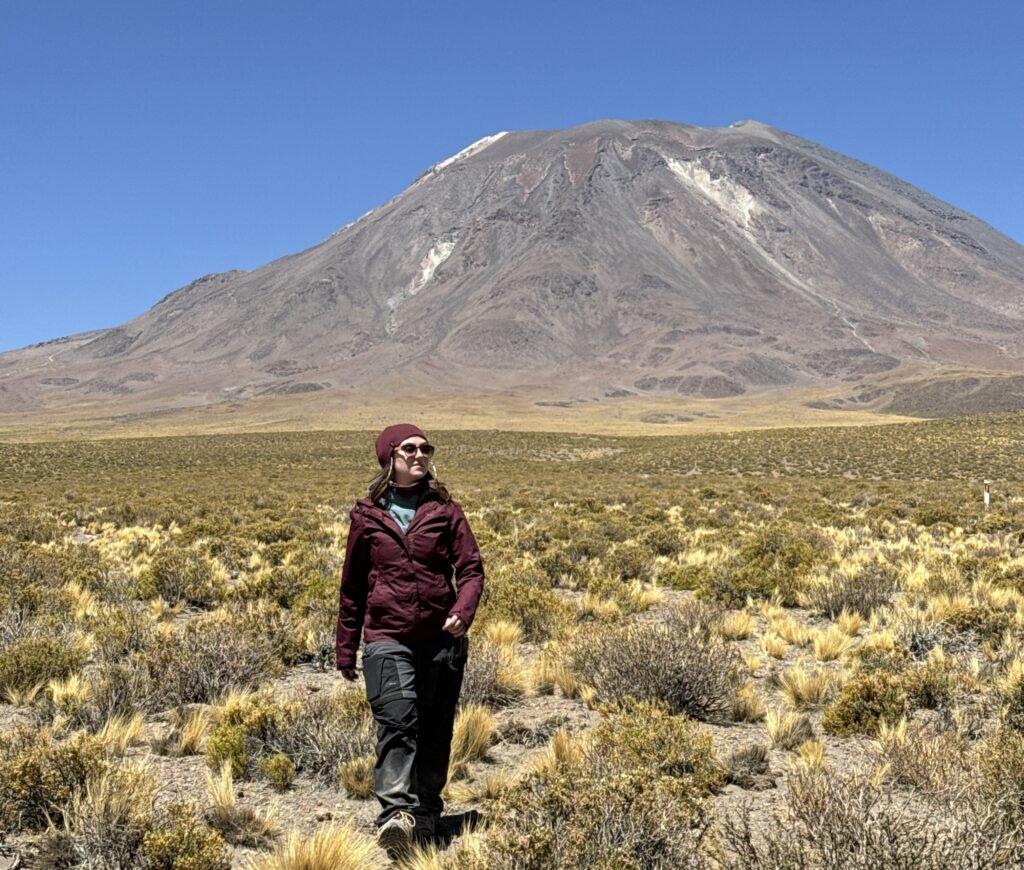 Melhores destinos para mulheres que amam trilhas de vulcão