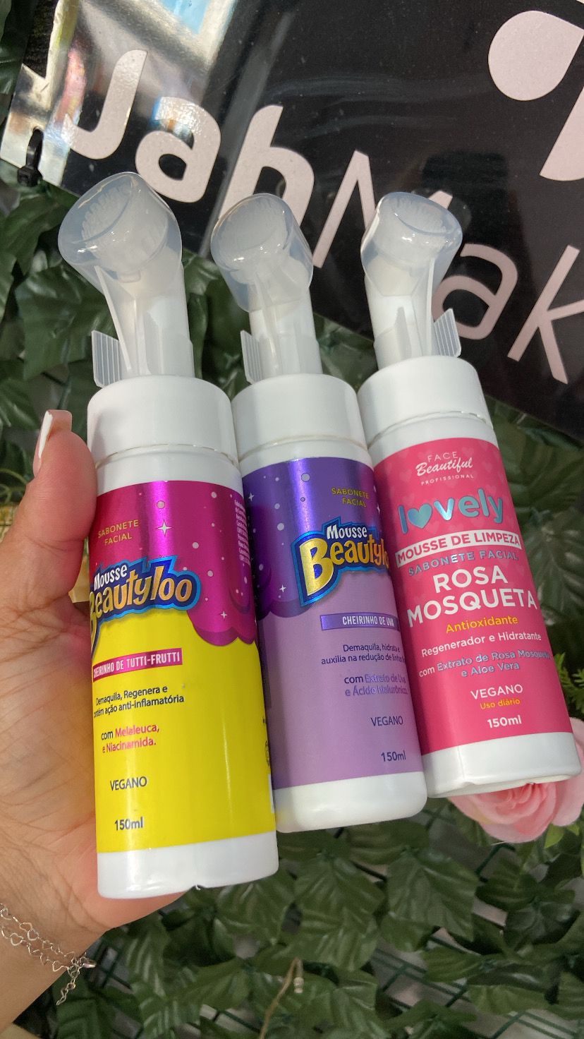 espuma de limpeza facial barata e eficaz