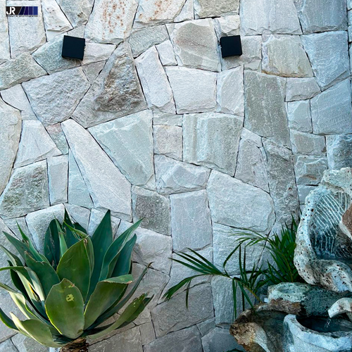 Plantas Ideais para Combinar com Pedras em Jardins de Inverno