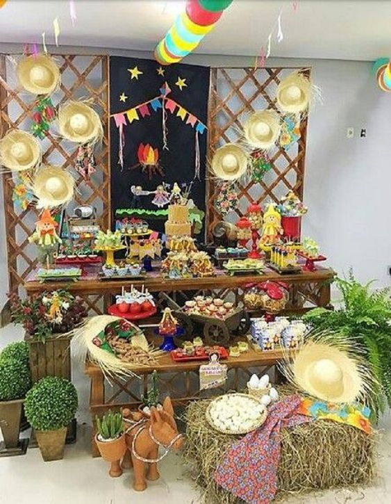 como decorar mesa de festa junina em casa