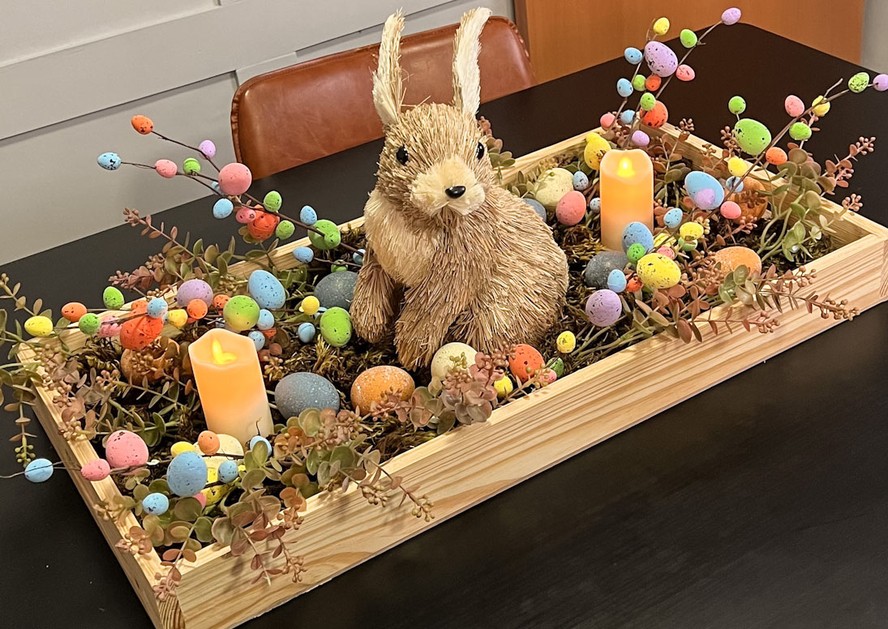 como fazer centro de mesa de páscoa com casca de ovo