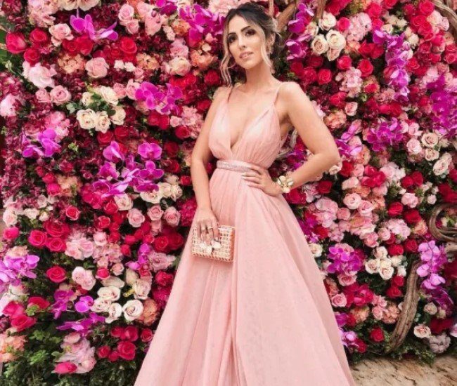 Moda feminina para casamentos na igreja à noite