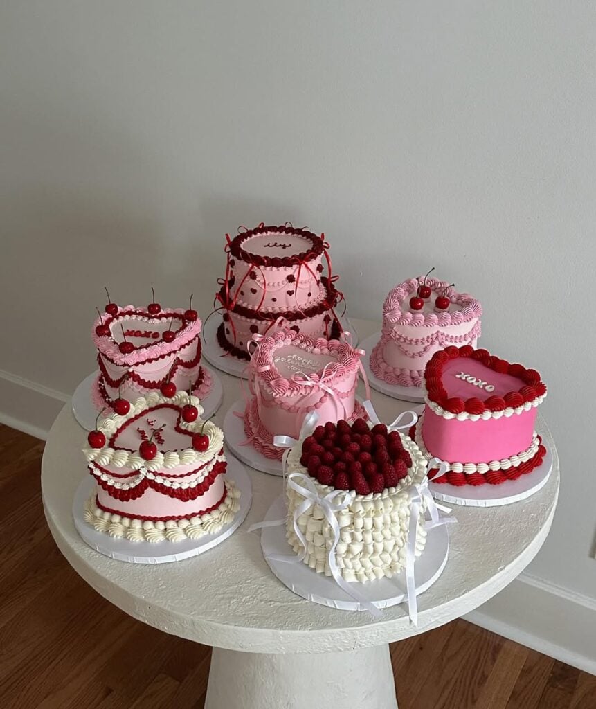 bolo decorado com frutas