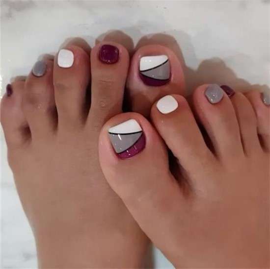 erros comuns ao fazer unhas dos pés em casa