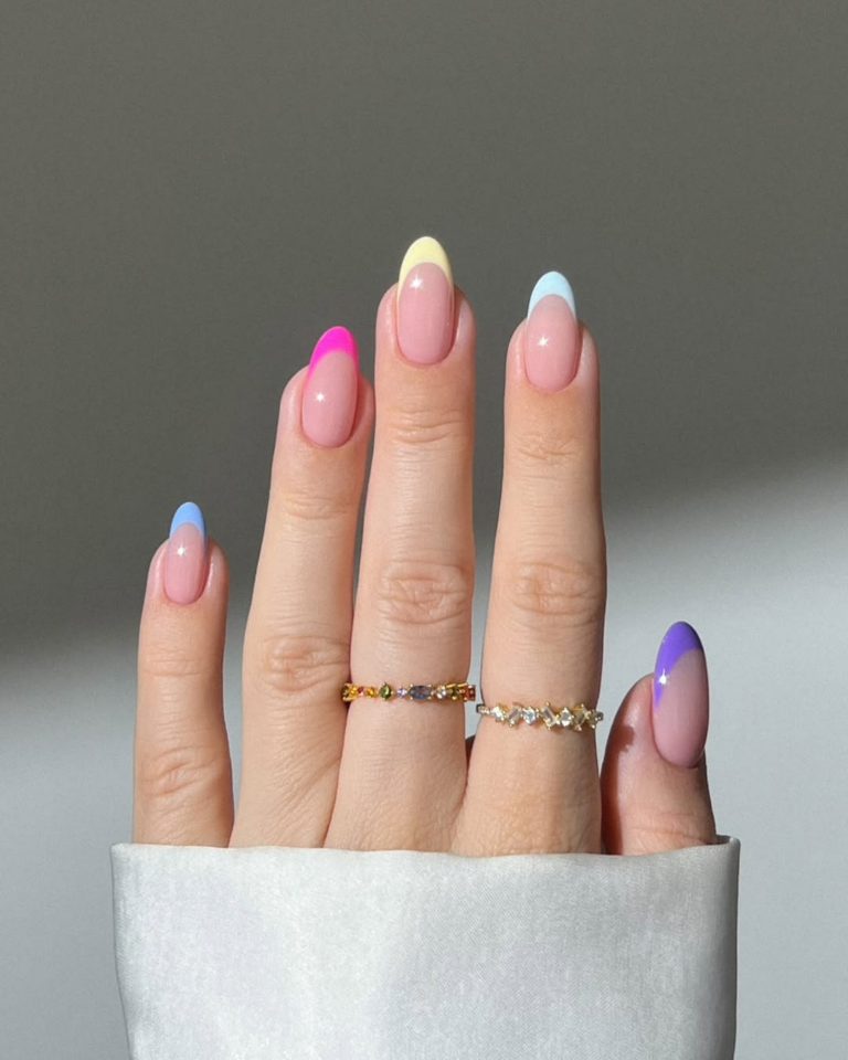 inspiração unhas almond decoradas