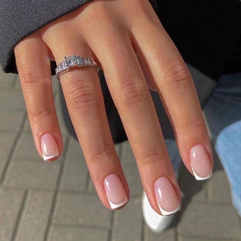 manutenção de unhas curtas